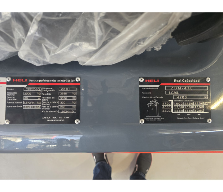 Montacargas Eléctrico Heli CPD20SQ triciclo