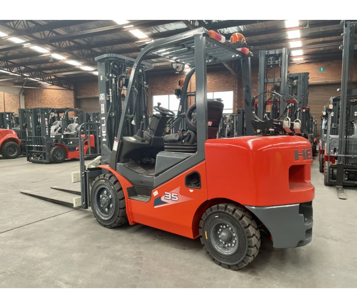 Montacargas Combustion Heli CPQYD35