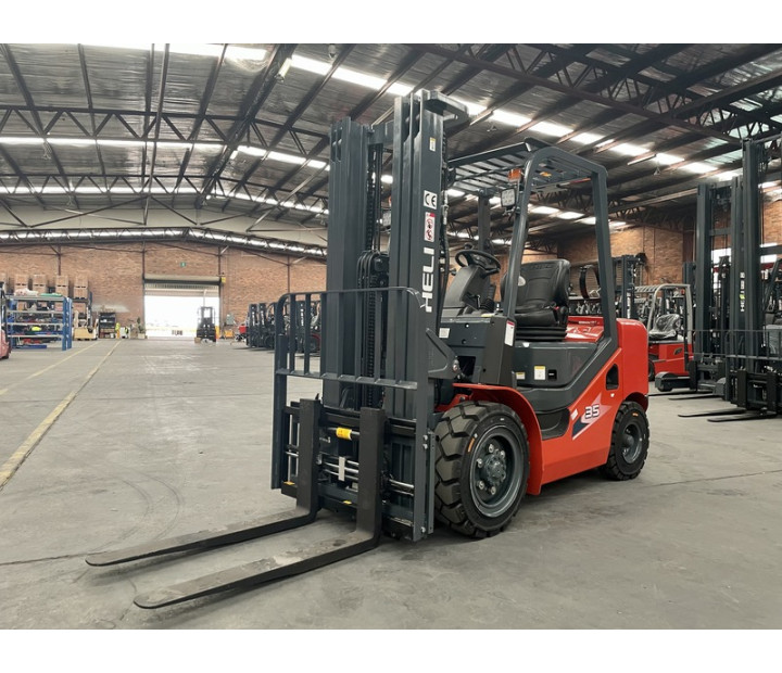 Montacargas Combustion Heli CPQYD35