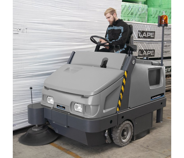 Barredora autopropulsada MACH 6