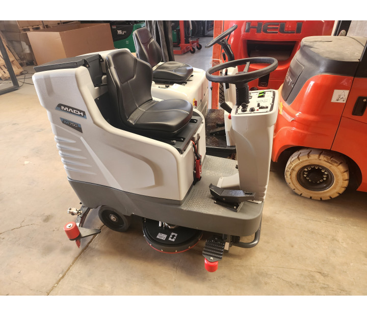 Restregadora autopropulsada eléctrica MACH M750