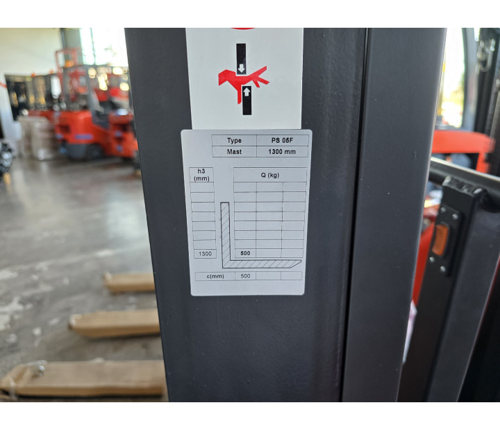 Apilador eléctrico autocargable Noblelift PS05F