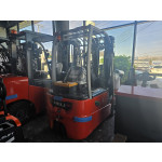 Montacargas Eléctrico Heli CPD15SQ triciclo