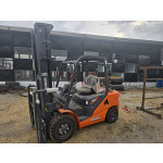 Montacargas Lonking LG30GLT de 6 metros