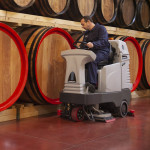 Restregadora autopropulsada eléctrica MACH M850