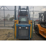 Minicargador Michigan MP63