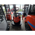 Transpaleta Electrico Noblelift RT27R 2.7 toneladas